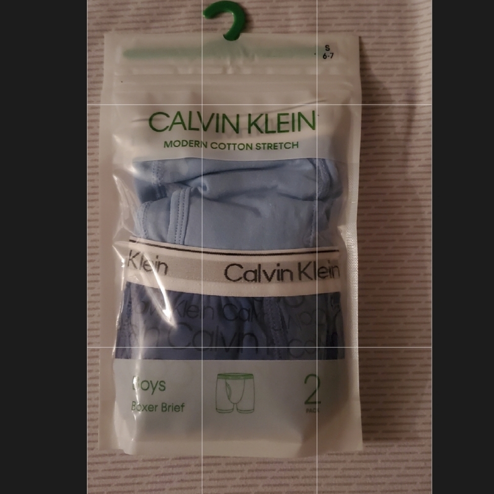 Calvin Klein 2 Boys Boxer Breifs, Brand New, Small